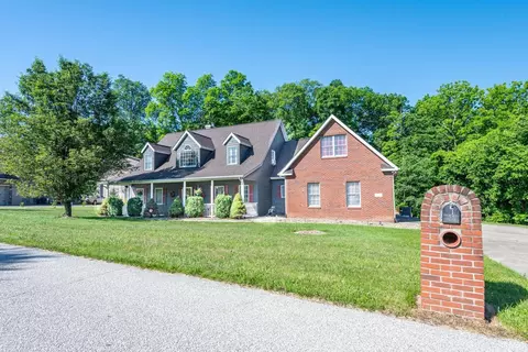 2599 E Clarkway Dr, Bloomington, IN 47401 photo 2