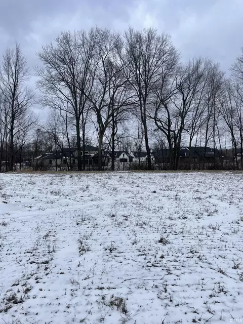 533 E Basalt Dr, Huntertown, IN 46748