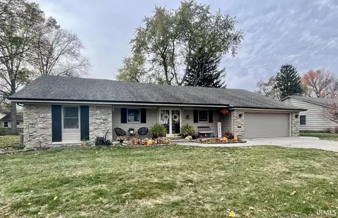 5516 Woodhurst Blvd, Fort Wayne, IN 46807