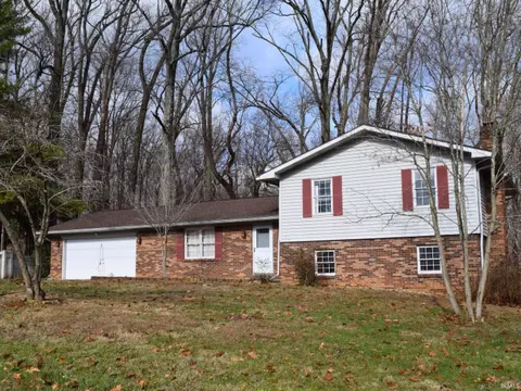 6013 Sarabeth Ln, Evansville, IN 47712