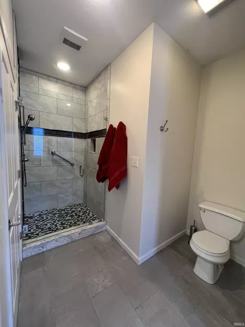 950 S Baldwin Dr, Bloomington, IN 47401 photo 23