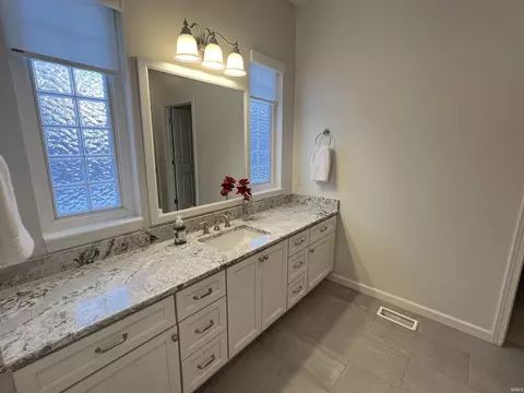 950 S Baldwin Dr, Bloomington, IN 47401 photo 22