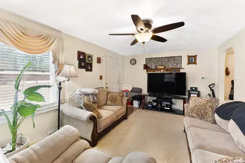 1917 E Paulding Rd, Fort Wayne, IN 46816 photo 4