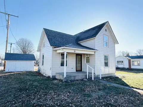 106 S Stewart St, North Liberty, IN 46554