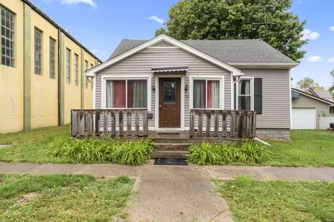 102 W Harrison St, Darlington, IN 47940