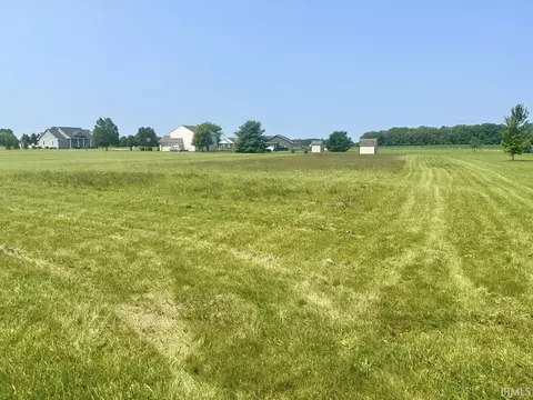 3260 E Green Brook Ln #9, Frankfort, IN 46041