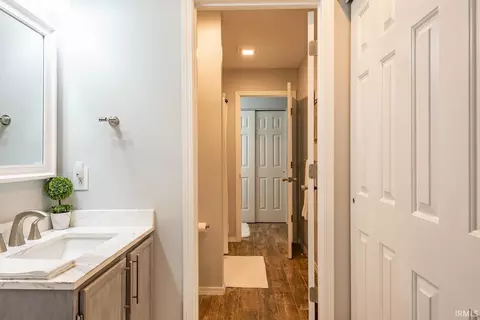 736 E Bayberry Ct, Bloomington, IN 47401 photo 28