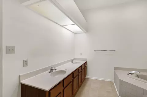 3161 S Coppertree Dr, Bloomington, IN 47401 photo 15
