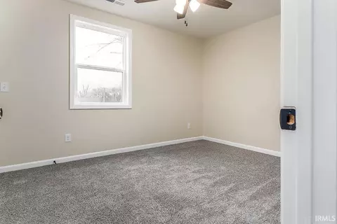 216 E 5th St, Auburn, IN 46706 photo 10