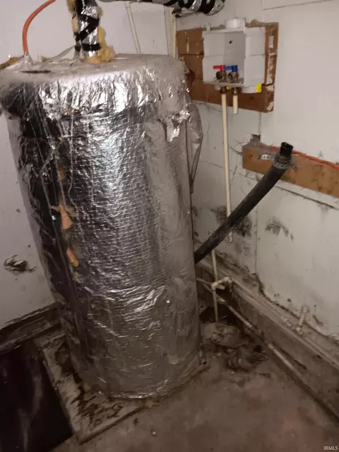 Other - 100 E Village Dr, Sullivan, IN 47882 photo 5 of 10