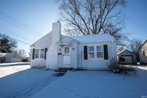 1321 Bower St, Elkhart, IN 46514
