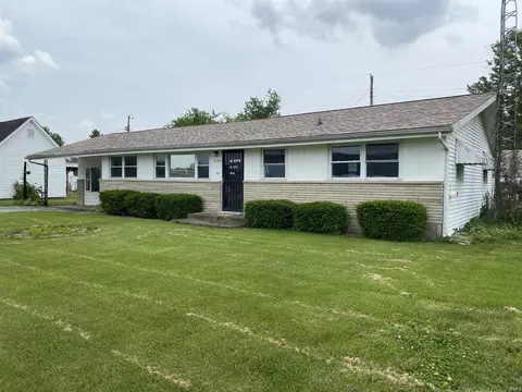 1120 Maple St, Mitchell, IN 47446