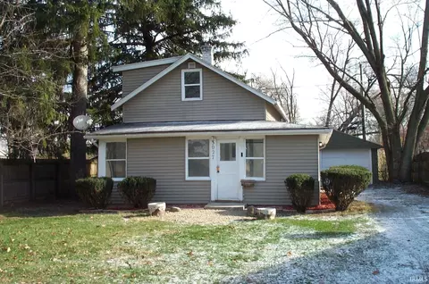 3027 Abbott St, Fort Wayne, IN 46806