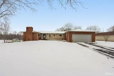 1609 Green Acres Dr, Kokomo, IN 46901
