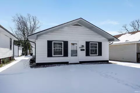 2522 Curdes Ave, Fort Wayne, IN 46805