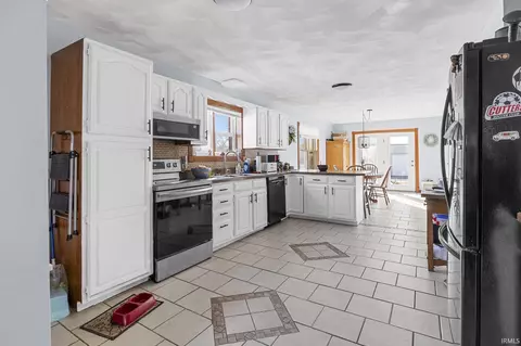 Kitchen - 1038 Second Ave, Jasper, IN 47546 photo 1 of 3