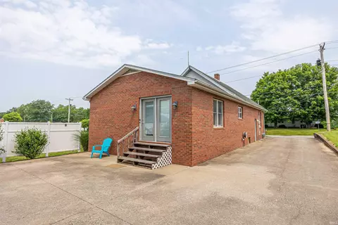 Exterior - 1038 Second Ave, Jasper, IN 47546 photo 6 of 7