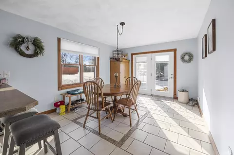 Entry Way - 1038 Second Ave, Jasper, IN 47546 photo 1 of 2