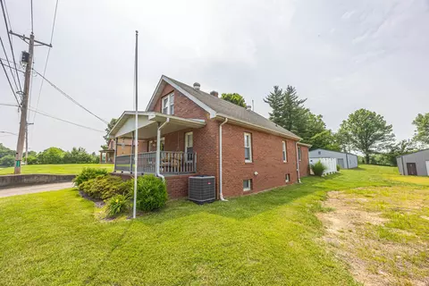 Exterior - 1038 Second Ave, Jasper, IN 47546 photo 2 of 7