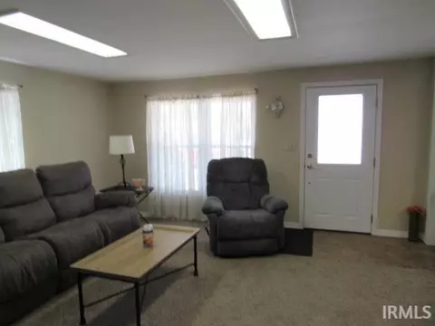 1028 E Third St, Mount Vernon, IN 47620 photo 7