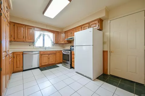 4796 N 200 East Rd, Kokomo, IN 46901 photo 7