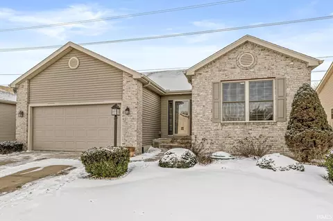 25222 Brynnwood Dr, Elkhart, IN 46514