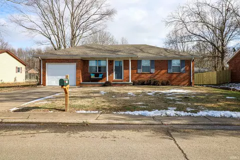 1756 Autumn Dr, Boonville, IN 47601