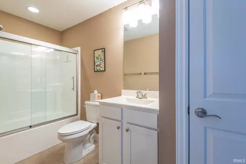 1752 S Springhouse Dr, Bloomington, IN 47401 photo 29