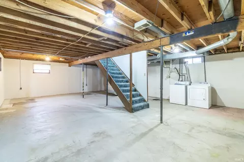 618 N Canal St, Lagrange, IN 46761 photo 11