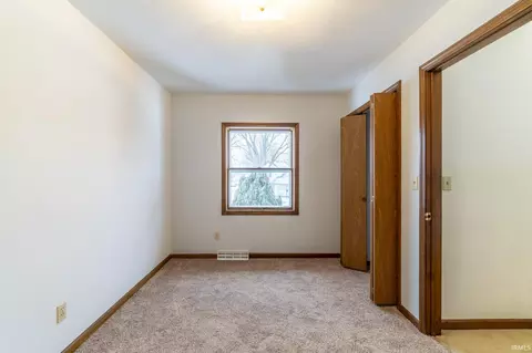 618 N Canal St, Lagrange, IN 46761 photo 19