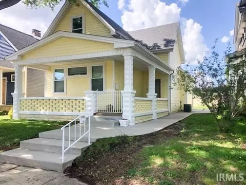 216 E Delaware St, Evansville, IN 47711