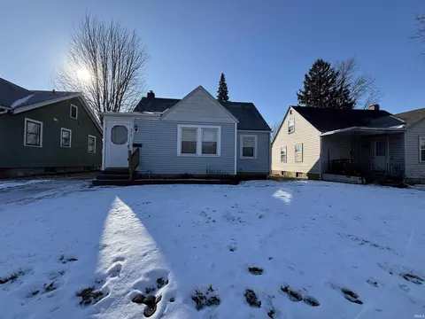470 Charlotte Ave, Fort Wayne, IN 46805