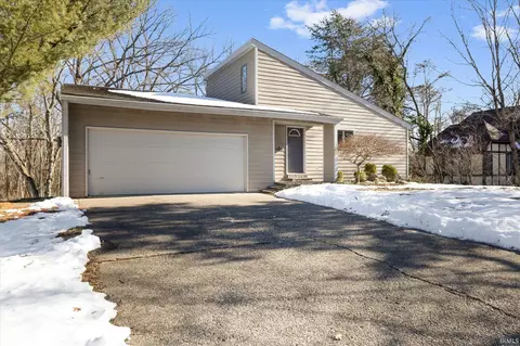 Exterior - 3116 N Ramble Rd E, Bloomington, IN 47408 photo 2 of 4