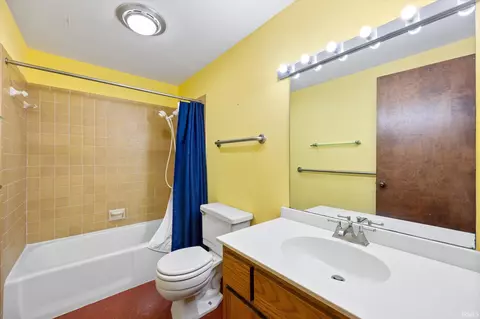 Bath - 3116 N Ramble Rd E, Bloomington, IN 47408 photo 3 of 3