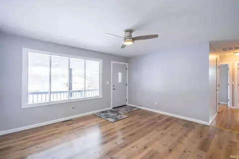 Living - 203 Vista Dr, Oolitic, IN 47451 photo 2 of 4