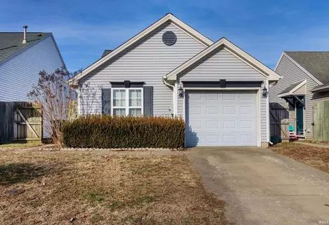2932 Galleon Dr, Evansville, IN 47725