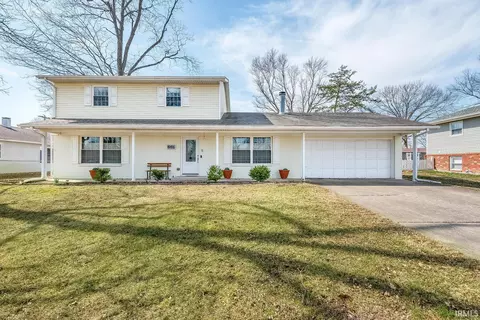 846 S Western Dr, Bloomington, IN 47403