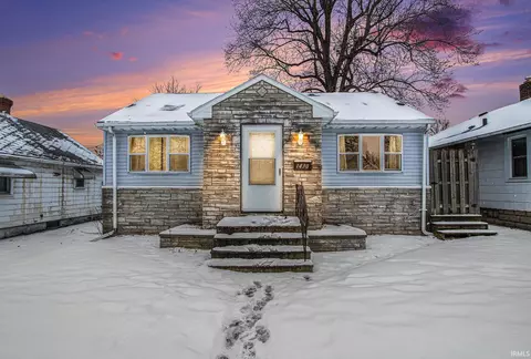 1430 E Fox St, South Bend, IN 46613 photo 2