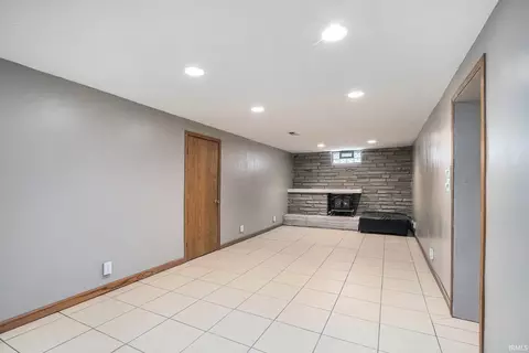 1430 E Fox St, South Bend, IN 46613 photo 11