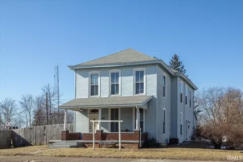 106 N Main St, Linden, IN 47955