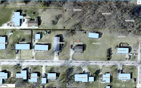 316 Maple St, Walkerton, IN 46574 photo 4