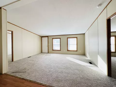 316 Maple St, Walkerton, IN 46574 photo 9