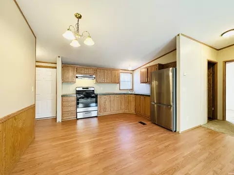 316 Maple St, Walkerton, IN 46574 photo 10