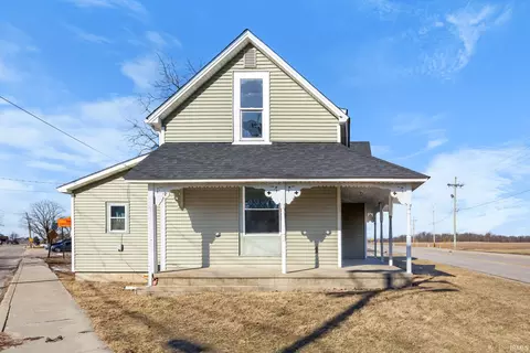 1559 Rossville Ave, Frankfort, IN 46041