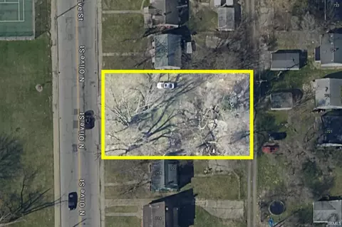 722 N Olive St, South Bend, IN 46628