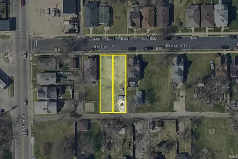 2318 Bertrand St, South Bend, IN 46628