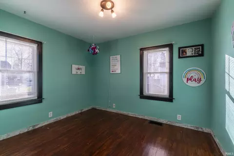1210 S Jackson St, Auburn, IN 46706 photo 17