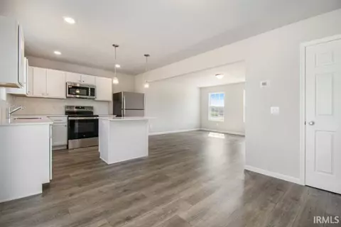 5627 Arcturus Pass, Auburn, IN 46706 photo 11
