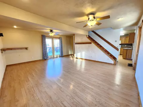 8582 S 300 E Rd, Hamlet, IN 46532 photo 2