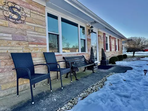 2840 Hillside Dr, Bedford, IN 47421 photo 3
